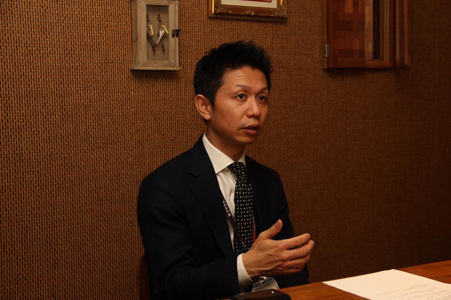 リクルートでトップセールスを出し続けた営業マンが教える 「接点」から「接線」、「接面」へと広げる関係づくり【前編】