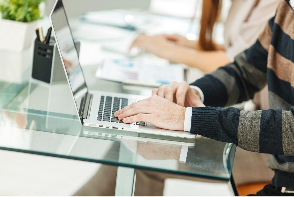 営業支援AIの活用事例11選!成功のポイントや導入メリットまで解説